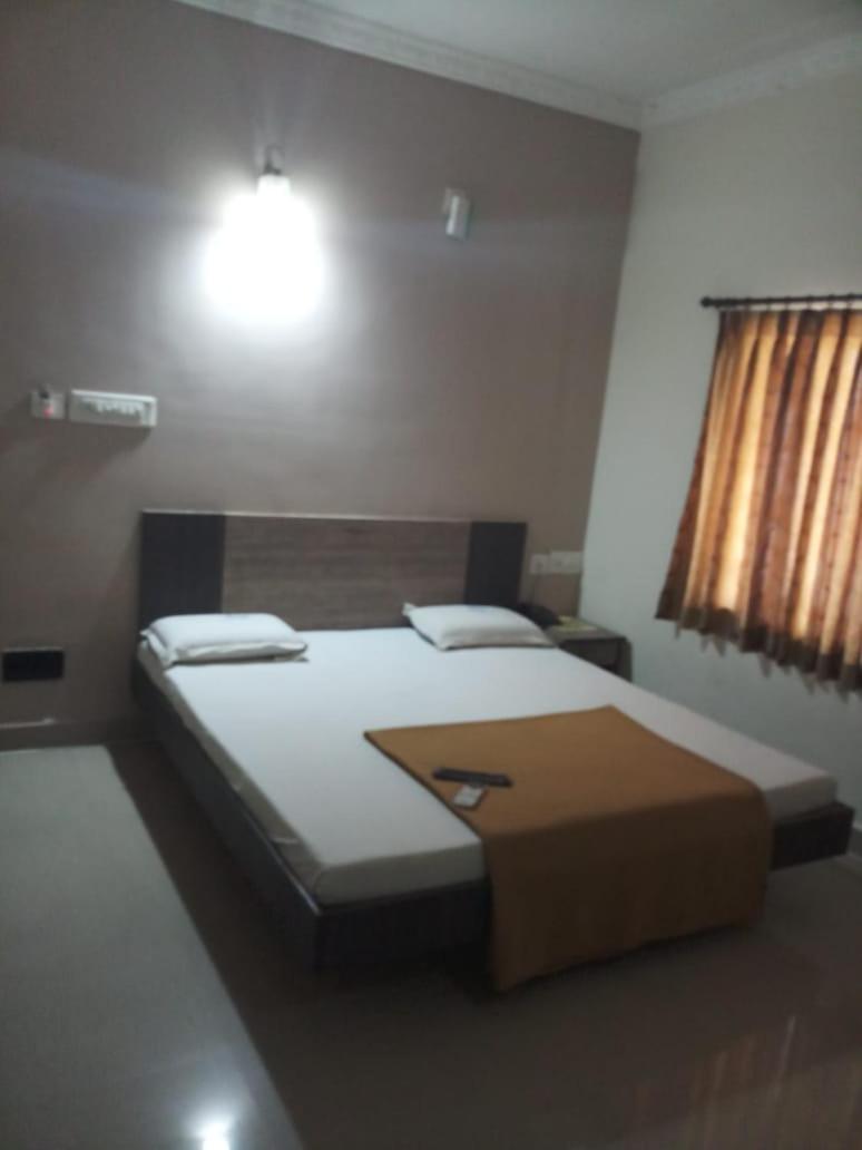 Chennai Guest House Екстер'єр фото